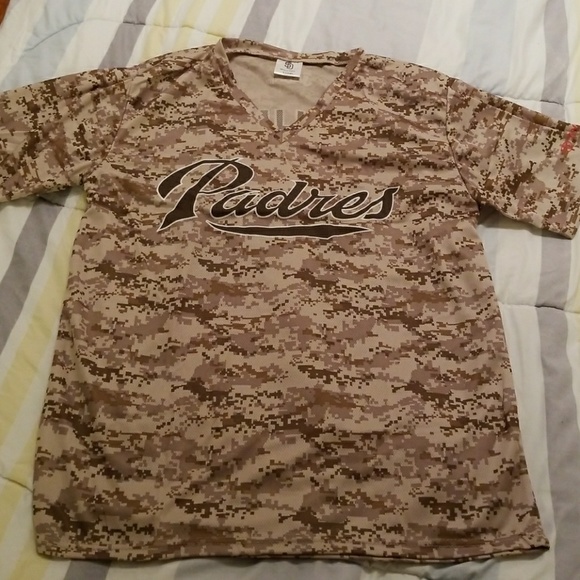 padres shirt